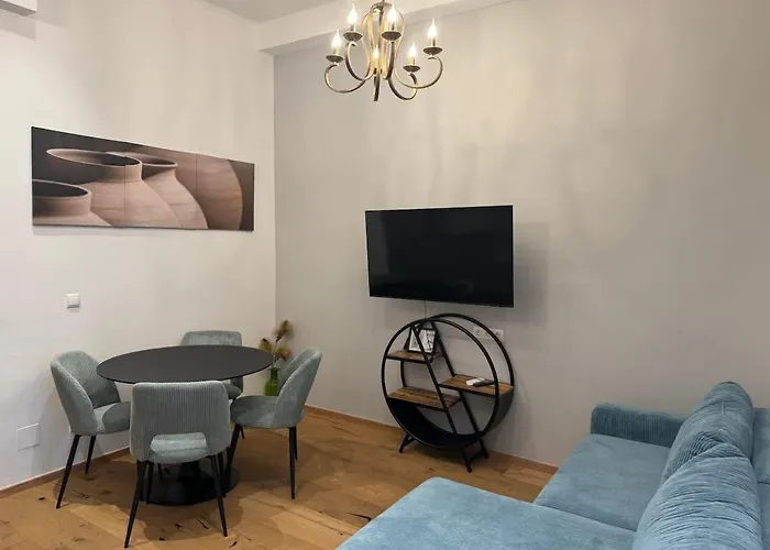 Donau Dreams Modernes Hideaway L Hg9